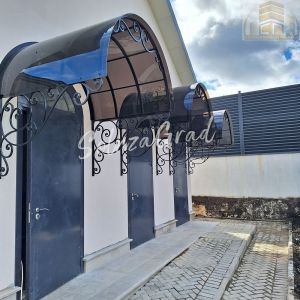 Кованые козырьки в храме