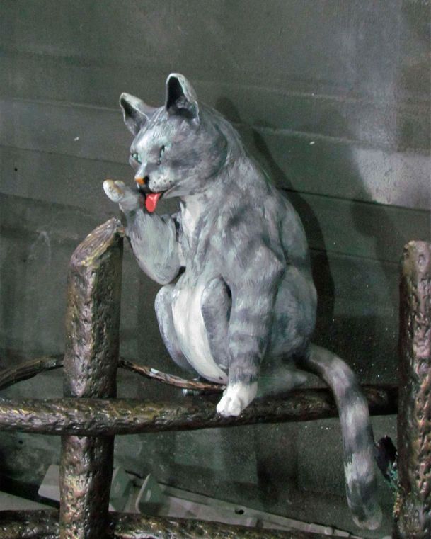 кошка из металла