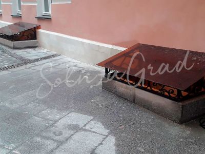 Кованые приямки в храм